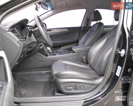 Чорний Хендай Соната, об'ємом двигуна 2 л та пробігом 396 тис. км за 14500 $, фото 15 на Automoto.ua