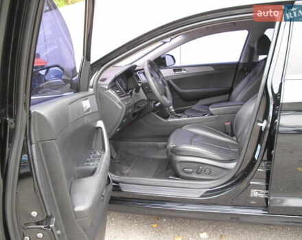 Чорний Хендай Соната, об'ємом двигуна 2 л та пробігом 396 тис. км за 14500 $, фото 14 на Automoto.ua