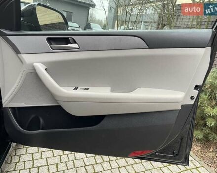 Черный Хендай Соната, объемом двигателя 2.4 л и пробегом 47 тыс. км за 14200 $, фото 19 на Automoto.ua