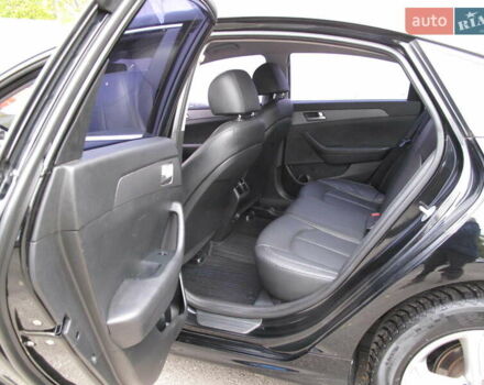 Чорний Хендай Соната, об'ємом двигуна 2 л та пробігом 396 тис. км за 14500 $, фото 45 на Automoto.ua