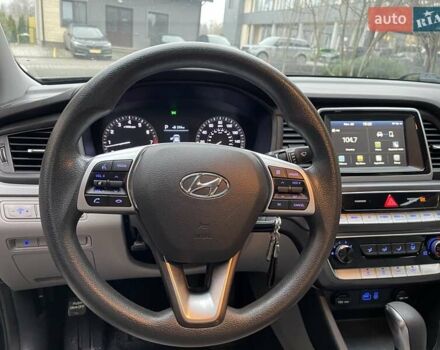 Черный Хендай Соната, объемом двигателя 2.4 л и пробегом 47 тыс. км за 14200 $, фото 22 на Automoto.ua