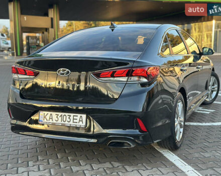 Черный Хендай Соната, объемом двигателя 2.4 л и пробегом 140 тыс. км за 13600 $, фото 8 на Automoto.ua