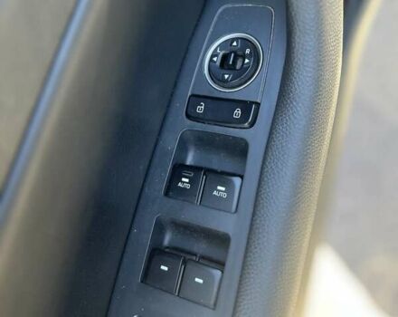 Черный Хендай Соната, объемом двигателя 2.36 л и пробегом 134 тыс. км за 14900 $, фото 16 на Automoto.ua