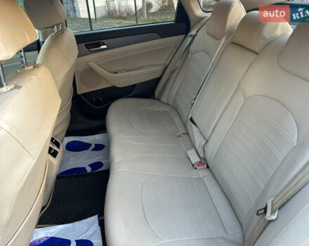 Черный Хендай Соната, объемом двигателя 2.4 л и пробегом 140 тыс. км за 13600 $, фото 30 на Automoto.ua