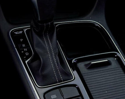 Черный Хендай Соната, объемом двигателя 2 л и пробегом 171 тыс. км за 12650 $, фото 16 на Automoto.ua