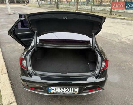 Черный Хендай Соната, объемом двигателя 2 л и пробегом 164 тыс. км за 20000 $, фото 16 на Automoto.ua