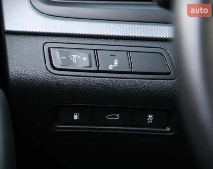 Чорний Хендай Соната, об'ємом двигуна 2.36 л та пробігом 77 тис. км за 13900 $, фото 22 на Automoto.ua