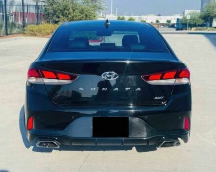 Чорний Хендай Соната, об'ємом двигуна 2 л та пробігом 98 тис. км за 8500 $, фото 5 на Automoto.ua