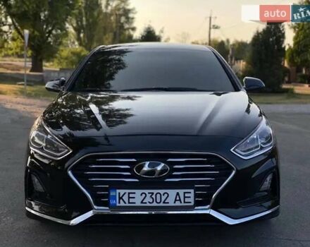 Чорний Хендай Соната, об'ємом двигуна 2.36 л та пробігом 72 тис. км за 14500 $, фото 3 на Automoto.ua