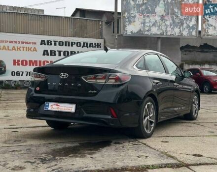 Чорний Хендай Соната, об'ємом двигуна 2 л та пробігом 45 тис. км за 19999 $, фото 6 на Automoto.ua