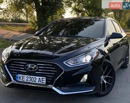 Чорний Хендай Соната, об'ємом двигуна 2.36 л та пробігом 72 тис. км за 14500 $, фото 2 на Automoto.ua