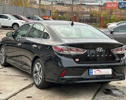 Чорний Хендай Соната, об'ємом двигуна 2 л та пробігом 45 тис. км за 19999 $, фото 9 на Automoto.ua