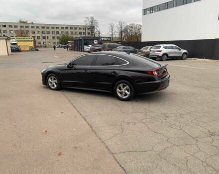 Черный Хендай Соната, объемом двигателя 2 л и пробегом 145 тыс. км за 15600 $, фото 2 на Automoto.ua