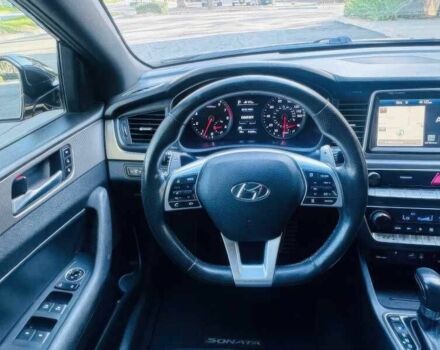 Чорний Хендай Соната, об'ємом двигуна 2 л та пробігом 98 тис. км за 8500 $, фото 12 на Automoto.ua