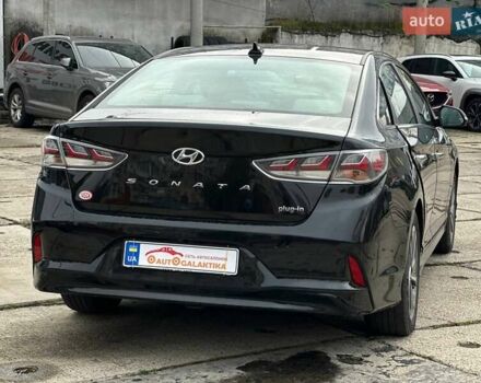 Чорний Хендай Соната, об'ємом двигуна 2 л та пробігом 45 тис. км за 19999 $, фото 7 на Automoto.ua