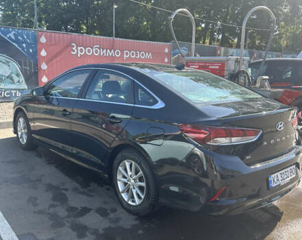 Чорний Хендай Соната, об'ємом двигуна 2.4 л та пробігом 77 тис. км за 13600 $, фото 5 на Automoto.ua