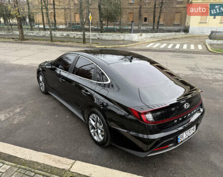 Черный Хендай Соната, объемом двигателя 2 л и пробегом 164 тыс. км за 20000 $, фото 9 на Automoto.ua