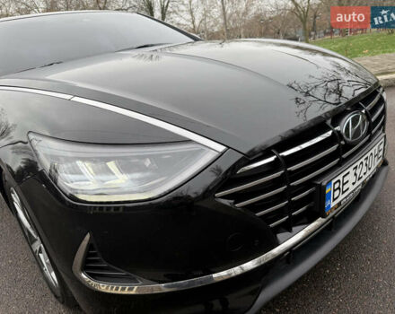 Черный Хендай Соната, объемом двигателя 2 л и пробегом 164 тыс. км за 20000 $, фото 13 на Automoto.ua