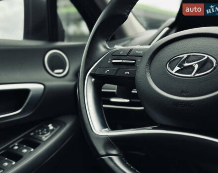 Черный Хендай Соната, объемом двигателя 2 л и пробегом 70 тыс. км за 21000 $, фото 28 на Automoto.ua