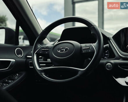 Черный Хендай Соната, объемом двигателя 2 л и пробегом 70 тыс. км за 21000 $, фото 20 на Automoto.ua