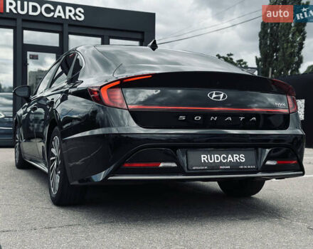 Черный Хендай Соната, объемом двигателя 2 л и пробегом 70 тыс. км за 21000 $, фото 9 на Automoto.ua
