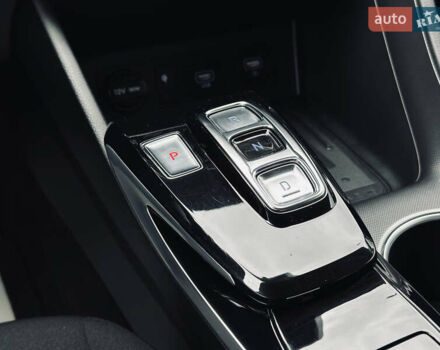 Черный Хендай Соната, объемом двигателя 2 л и пробегом 70 тыс. км за 21000 $, фото 25 на Automoto.ua