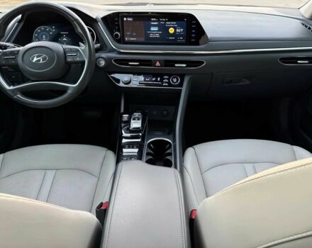 Черный Хендай Соната, объемом двигателя 1.6 л и пробегом 38 тыс. км за 12400 $, фото 7 на Automoto.ua