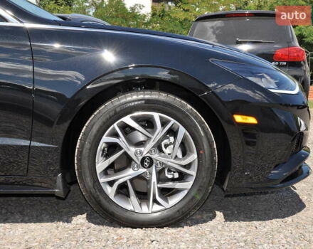 Чорний Хендай Соната, об'ємом двигуна 2.5 л та пробігом 8 тис. км за 23900 $, фото 10 на Automoto.ua