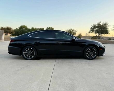 Черный Хендай Соната, объемом двигателя 1.6 л и пробегом 38 тыс. км за 12400 $, фото 5 на Automoto.ua