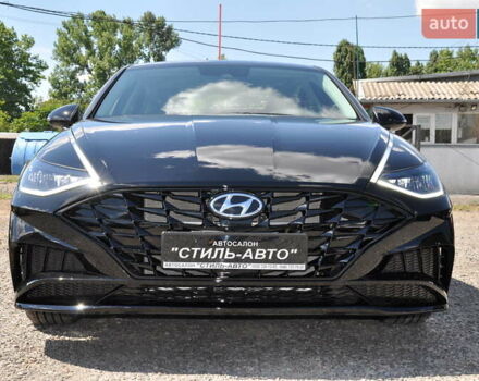 Чорний Хендай Соната, об'ємом двигуна 2.5 л та пробігом 8 тис. км за 23900 $, фото 8 на Automoto.ua