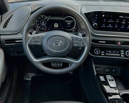 Черный Хендай Соната, объемом двигателя 1.6 л и пробегом 28 тыс. км за 5200 $, фото 10 на Automoto.ua