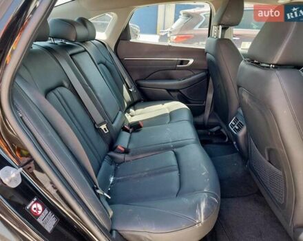 Черный Хендай Соната, объемом двигателя 2 л и пробегом 27 тыс. км за 19000 $, фото 8 на Automoto.ua