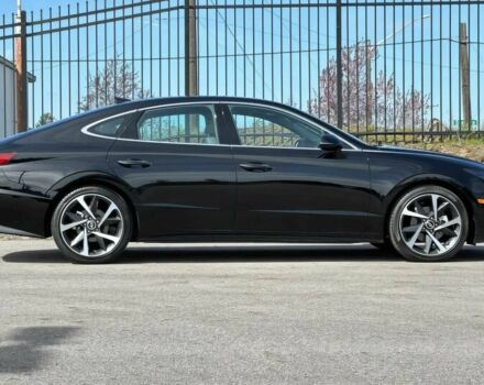 Черный Хендай Соната, объемом двигателя 1.6 л и пробегом 28 тыс. км за 5200 $, фото 6 на Automoto.ua