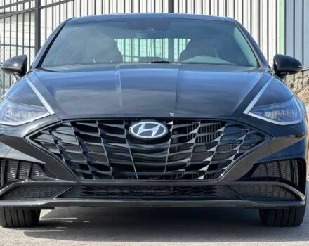 Черный Хендай Соната, объемом двигателя 1.6 л и пробегом 28 тыс. км за 5200 $, фото 1 на Automoto.ua