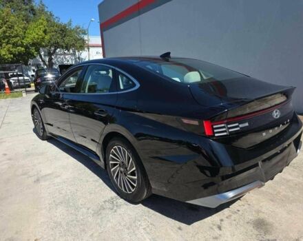 Черный Хендай Соната, объемом двигателя 0 л и пробегом 13 тыс. км за 20000 $, фото 3 на Automoto.ua