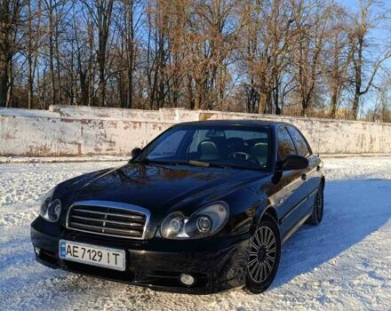 Черный Хендай Соната, объемом двигателя 2 л и пробегом 100 тыс. км за 3700 $, фото 1 на Automoto.ua