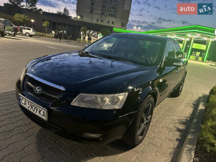 Хендай Соната 2008 у Черкасах на Automoto.ua Чорний Хендай Соната, об'ємом двигуна 2 л та пробігом 341 тис. км за 6000 $, фото 1 на Automoto.ua