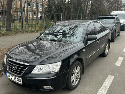 Чорний Хендай Соната, об'ємом двигуна 2 л та пробігом 209 тис. км за 5000 $, фото 1 на Automoto.ua