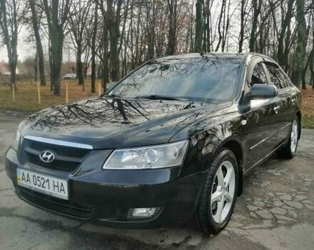 Черный Хендай Соната, объемом двигателя 2.4 л и пробегом 290 тыс. км за 5800 $, фото 1 на Automoto.ua