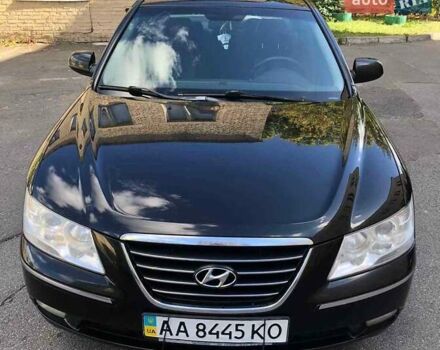 Черный Хендай Соната, объемом двигателя 2 л и пробегом 247 тыс. км за 6000 $, фото 1 на Automoto.ua