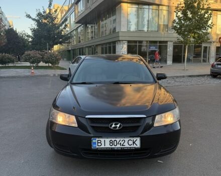 Чорний Хендай Соната, об'ємом двигуна 2.4 л та пробігом 338 тис. км за 5000 $, фото 1 на Automoto.ua