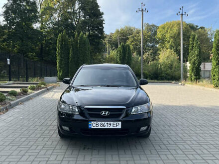 Чорний Хендай Соната, об'ємом двигуна 2 л та пробігом 222 тис. км за 5700 $, фото 1 на Automoto.ua