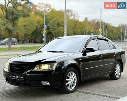 Хендай Соната 2008 у Миколаєві на Automoto.ua Чорний Хендай Соната, об'ємом двигуна 2 л та пробігом 231 тис. км за 5899 $, фото 1 на Automoto.ua