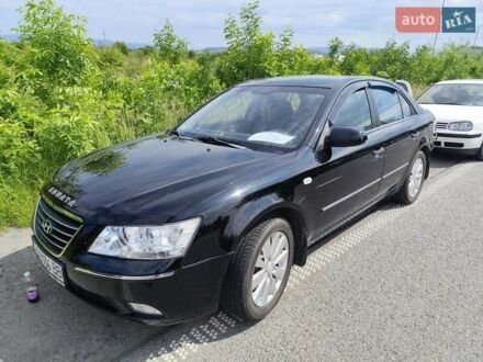 Хендай Соната 2008 в Ужгороде на Automoto.ua Черный Хендай Соната, объемом двигателя 2.4 л и пробегом 128 тыс. км за 6900 $, фото 1 на Automoto.ua