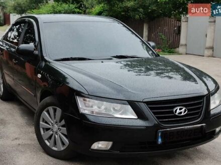 Хендай Соната 2008 у Хусте на Automoto.ua Чорний Хендай Соната, об'ємом двигуна 2.35 л та пробігом 100 тис. км за 4700 $, фото 1 на Automoto.ua