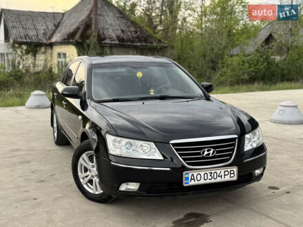 Хендай Соната 2008 у Іршава на Automoto.ua Чорний Хендай Соната, об'ємом двигуна 2 л та пробігом 280 тис. км за 5999 $, фото 1 на Automoto.ua