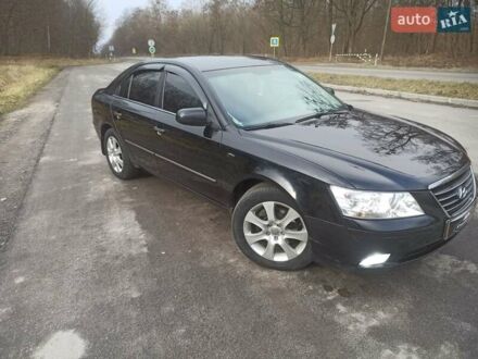 Хендай Соната 2009 в Красилове на Automoto.ua Черный Хендай Соната, объемом двигателя 2 л и пробегом 330 тыс. км за 6850 $, фото 1 на Automoto.ua