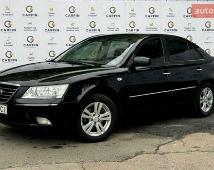 Черный Хендай Соната, объемом двигателя 2 л и пробегом 356 тыс. км за 6600 $, фото 1 на Automoto.ua