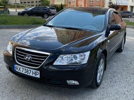 Хендай Соната 2009 в Харькове на Automoto.ua Черный Хендай Соната, объемом двигателя 2 л и пробегом 207 тыс. км за 6000 $, фото 1 на Automoto.ua