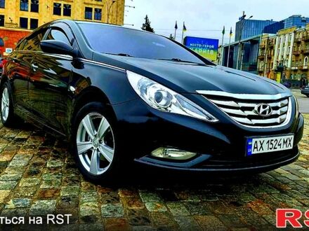 Черный Хендай Соната, объемом двигателя 2 л и пробегом 270 тыс. км за 9000 $, фото 1 на Automoto.ua